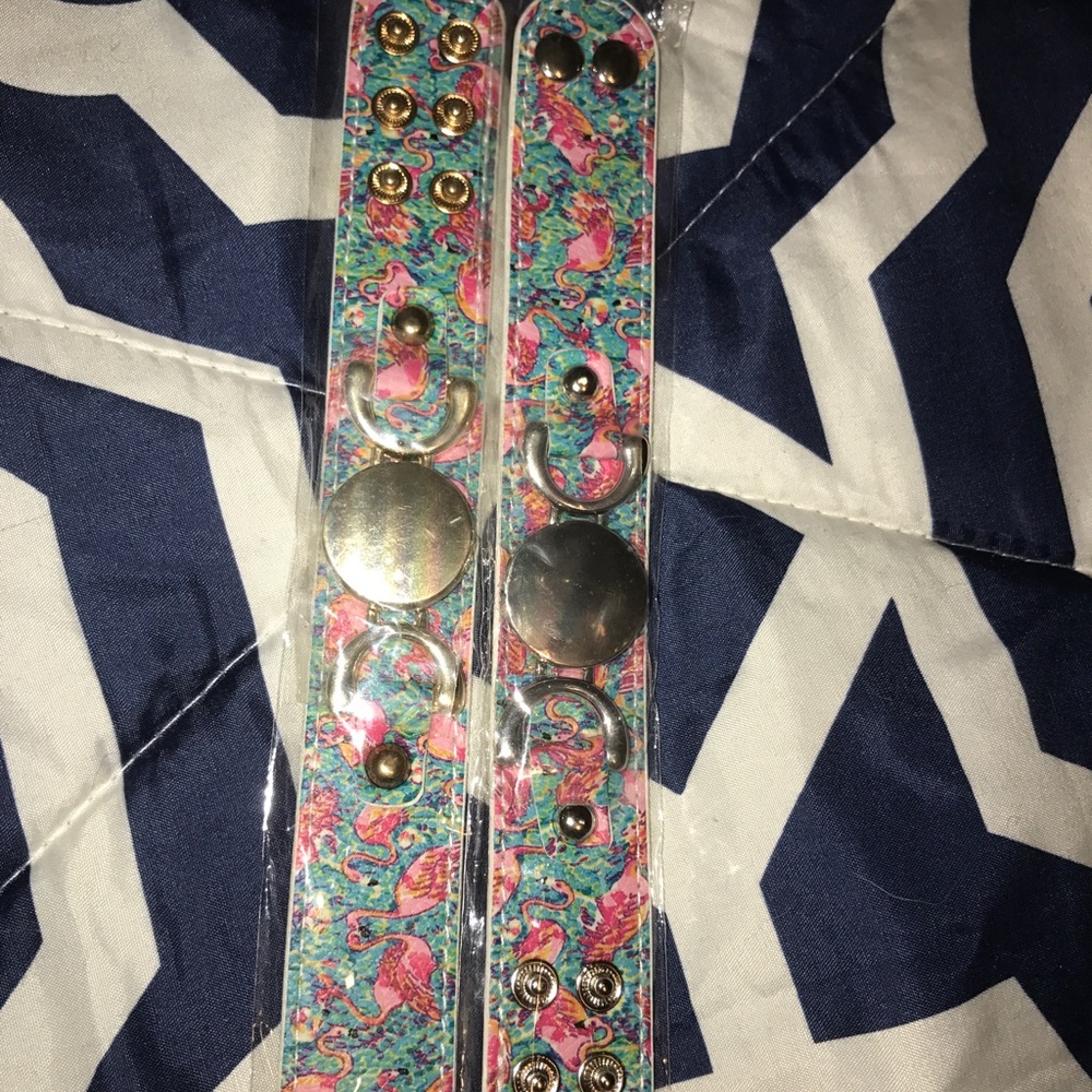 Lilly pattern cuff bracelets - Picture 2 of 2